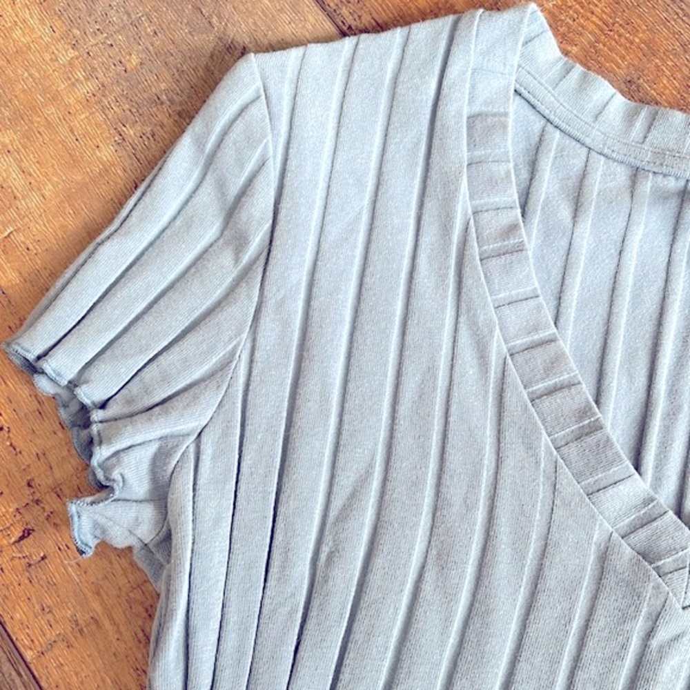 SHEIN Ribbed Bodysuit (M)